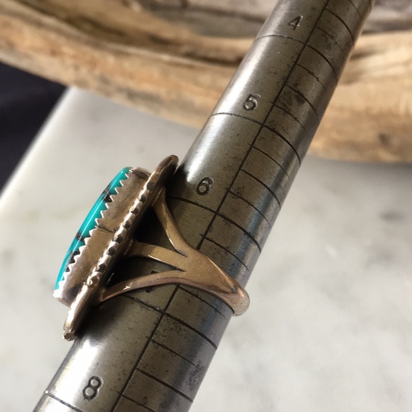 Vintage Navajo Native American Turquoise Ring - Picture 5 of 11